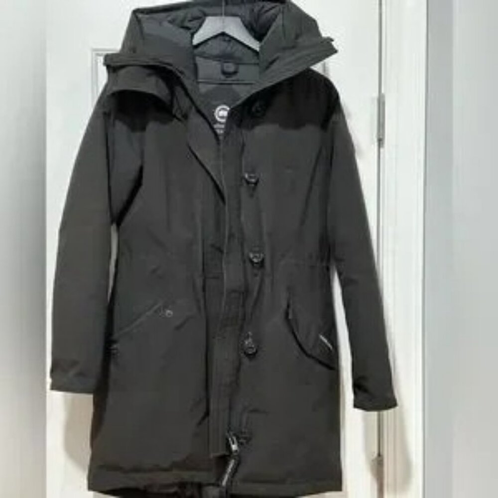 Canada Goose Kensington Parka - size Medium